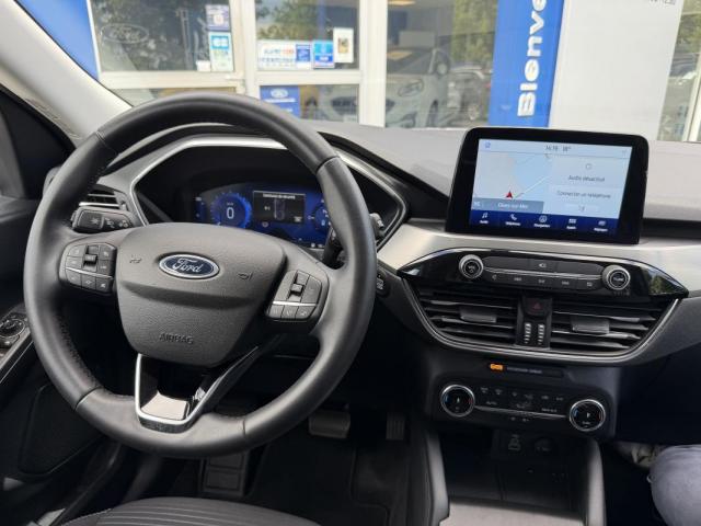 Ford Kuga image 3