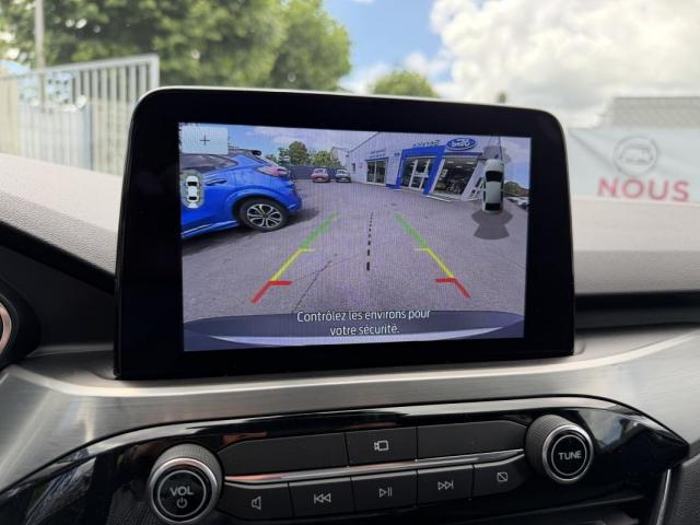 Ford Kuga image 2