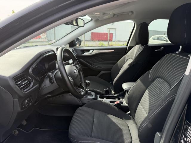 Ford Focus image 6