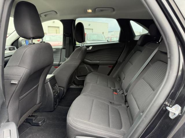 Ford Kuga image 7