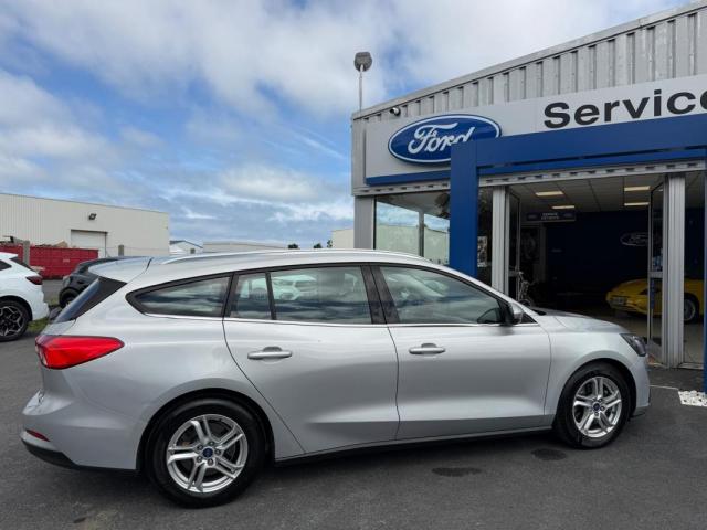 Ford Focus image 6