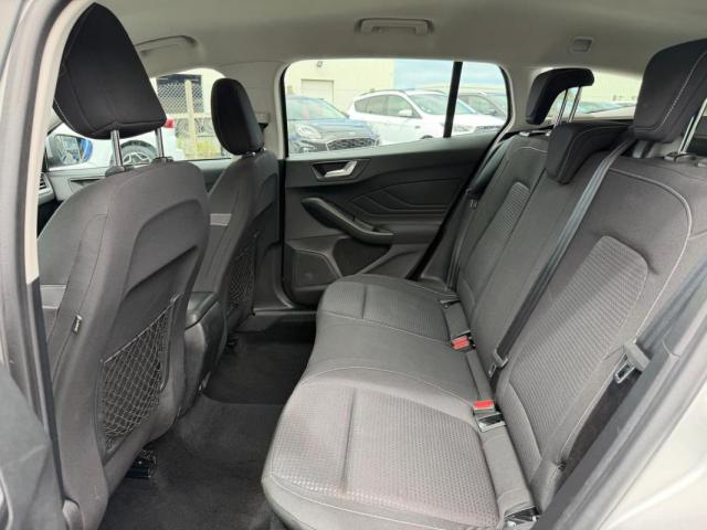 Ford Focus image 2