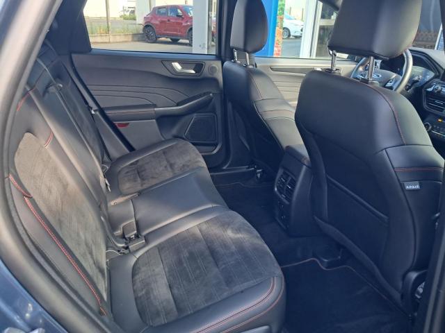 Ford Kuga image 3