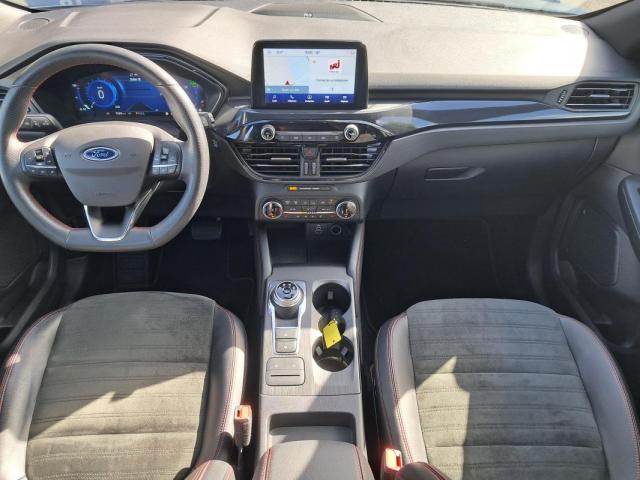 Ford Kuga image 4