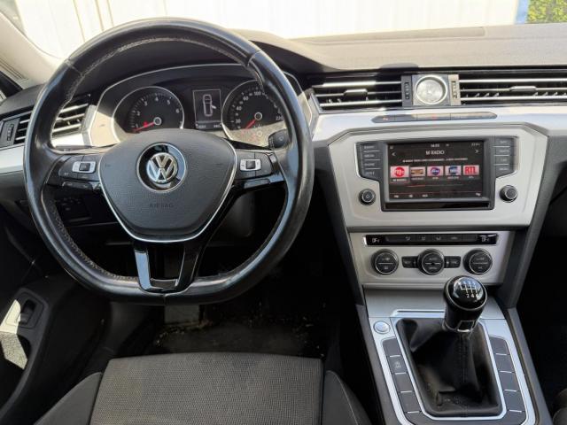 Volkswagen Passat Sw image 4