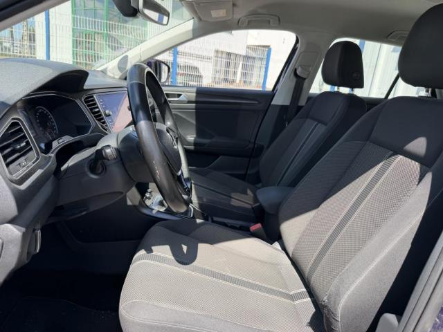 Volkswagen T-Roc image 3