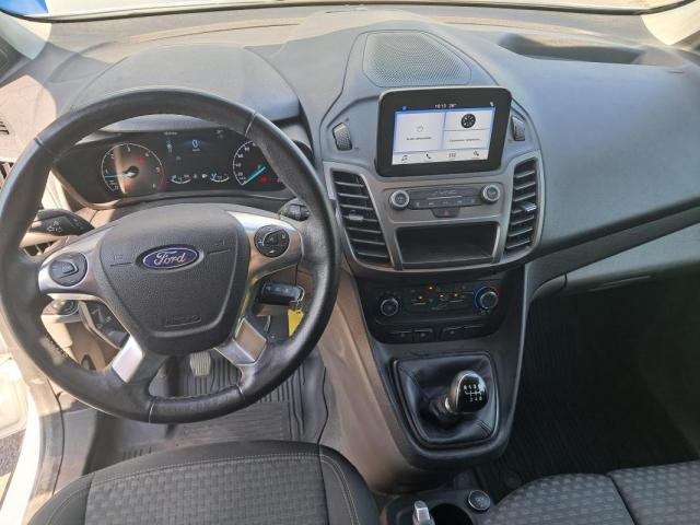Ford Transit Connect image 7
