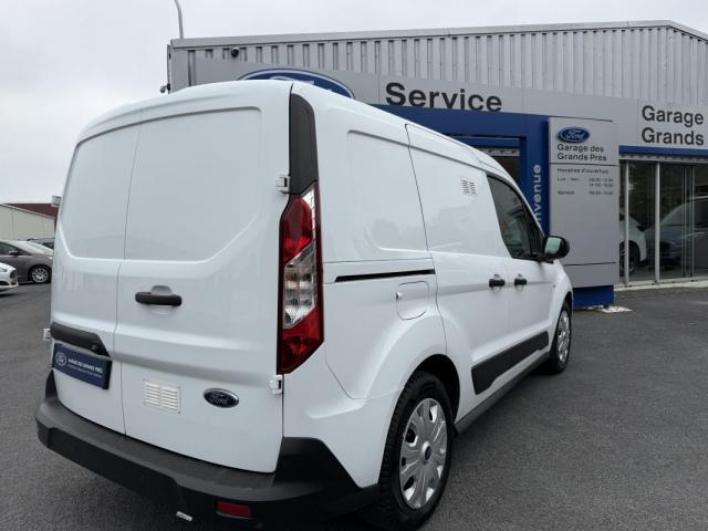 Ford Transit Courier image 3