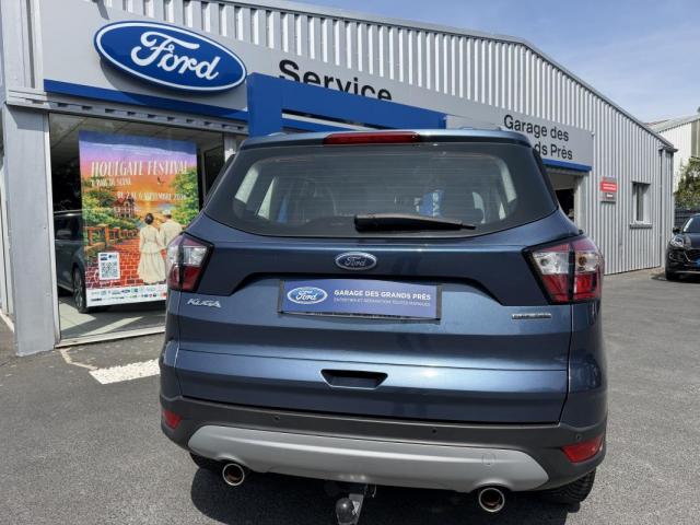 Ford Kuga image 1