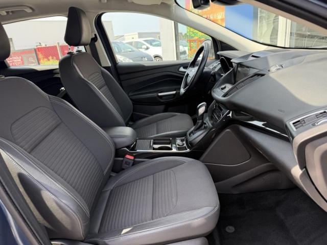 Ford Kuga image 9