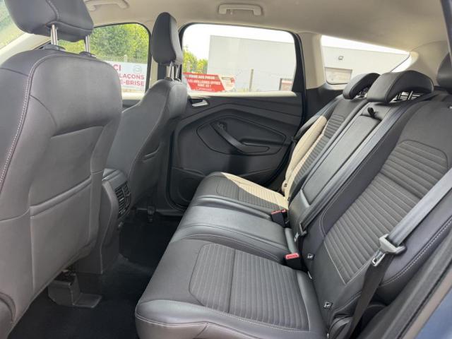 Ford Kuga image 3
