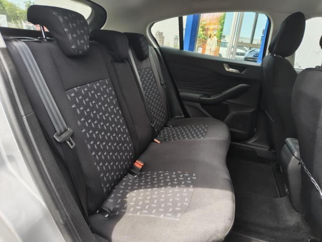 Ford Focus image 3