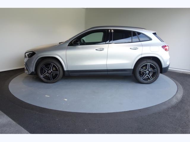 Mercedes Benz Gla image 6