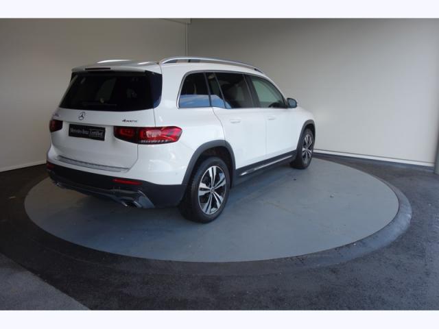Mercedes Benz Glb image 2