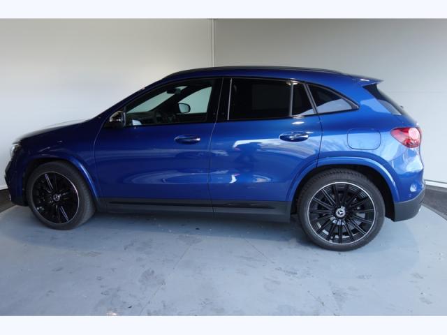 Mercedes Benz Gla image 1