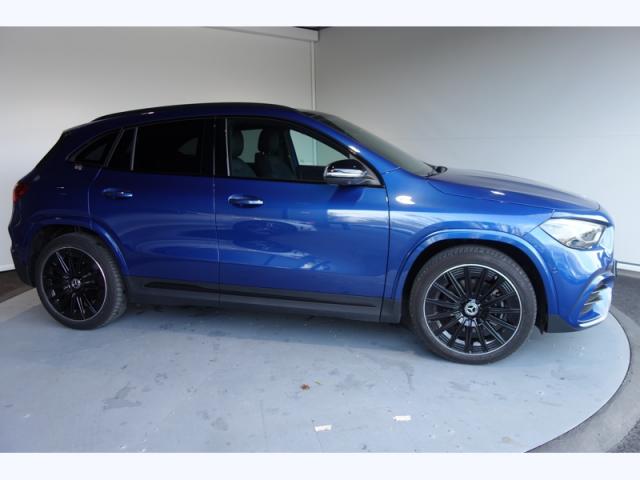 Mercedes Benz Gla image 7