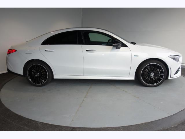 Mercedes Benz Cla image 2