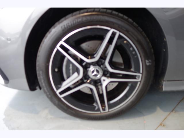 Mercedes Benz Cla image 7