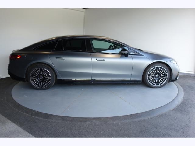 Mercedes Benz Eqs image 6