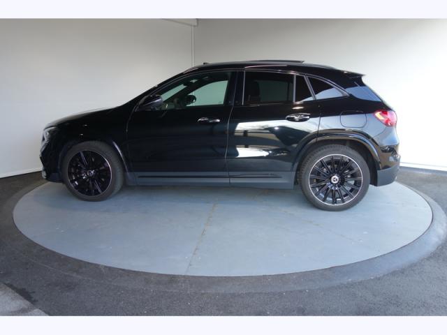 Mercedes Benz Gla image 8
