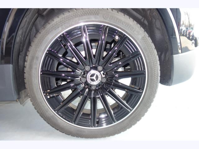 Mercedes Benz Gla image 2