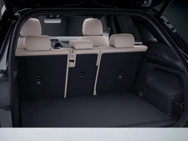 Mercedes Benz Gla image 3