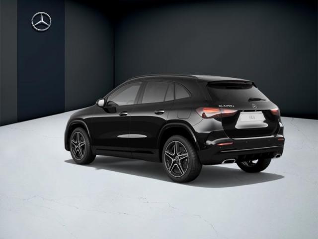 Mercedes Benz Gla image 2