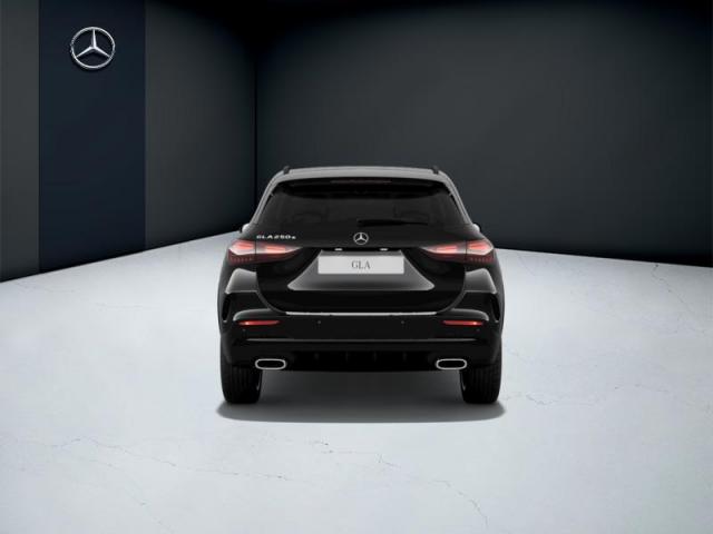 Mercedes Benz Gla image 6