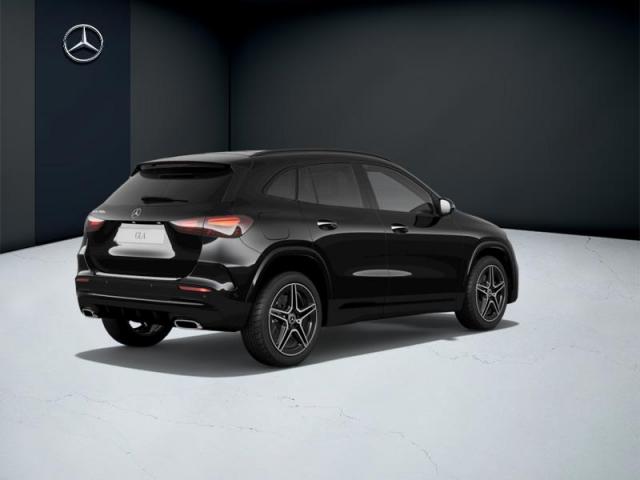 Mercedes Benz Gla image 5