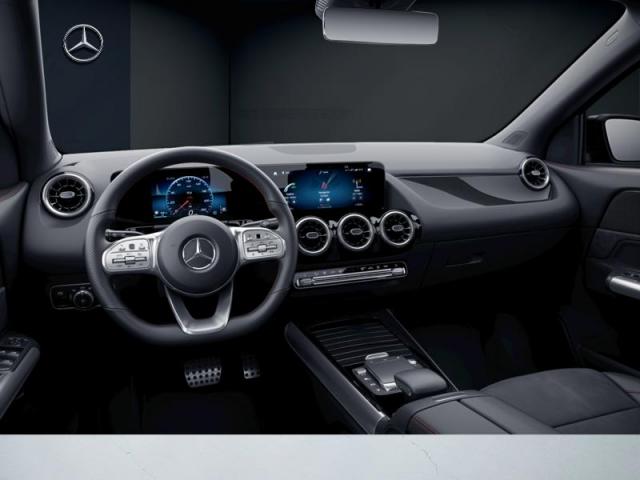 Mercedes Benz Gla image 8