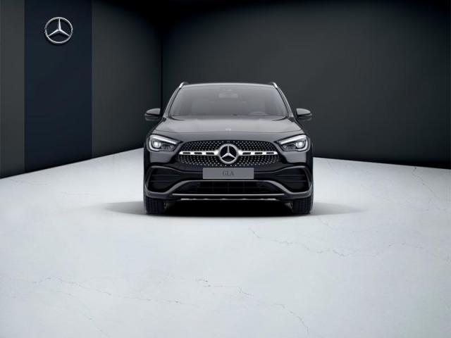 Mercedes Benz Gla image 7