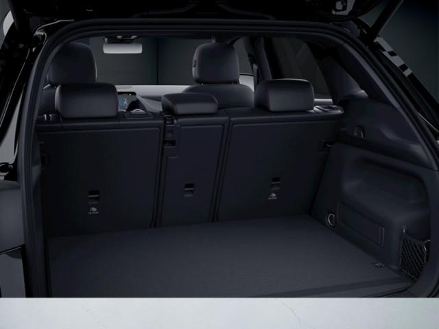 Mercedes Benz Gla image 3