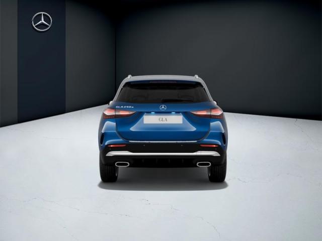 Mercedes Benz Gla image 7