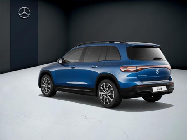 Mercedes Benz Eqb image 9