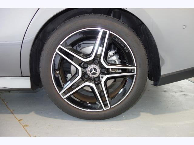 Mercedes Benz Cla image 6