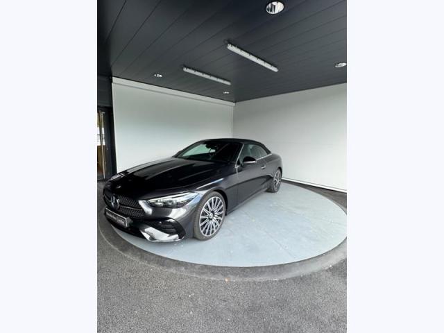 Mercedes Benz