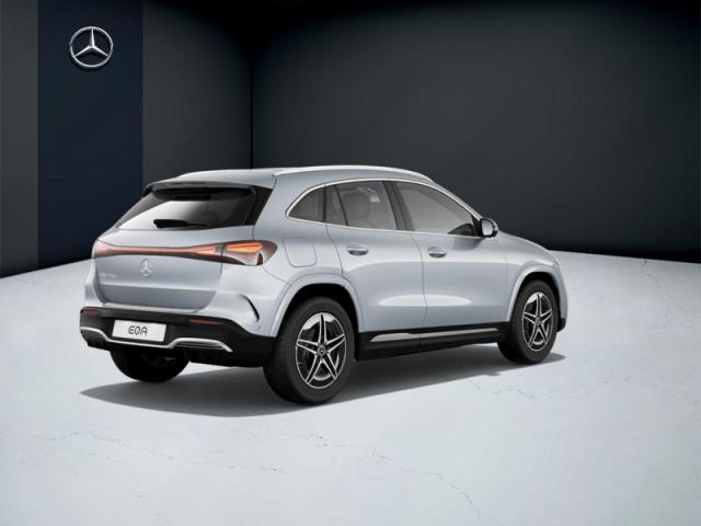 Mercedes Benz Eqa image 5