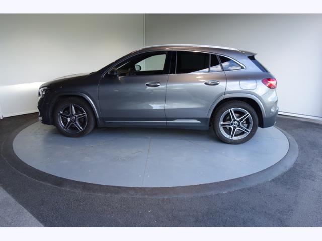 Mercedes Benz Gla image 8