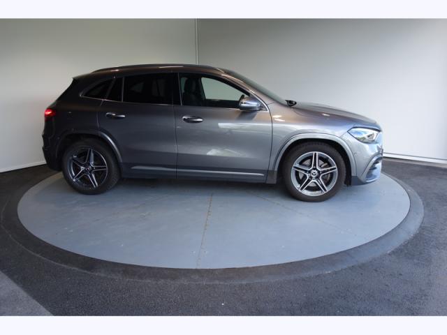Mercedes Benz Gla image 3
