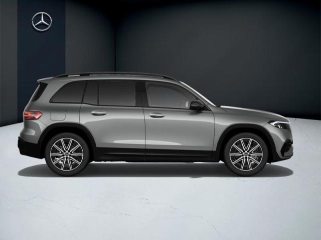 Mercedes Benz Eqb image 8