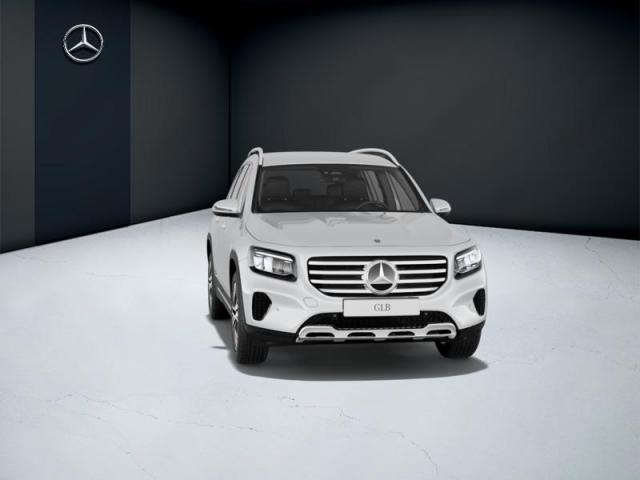 Mercedes Benz Glb image 7