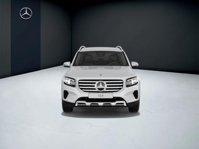 Mercedes Benz Glb image 8
