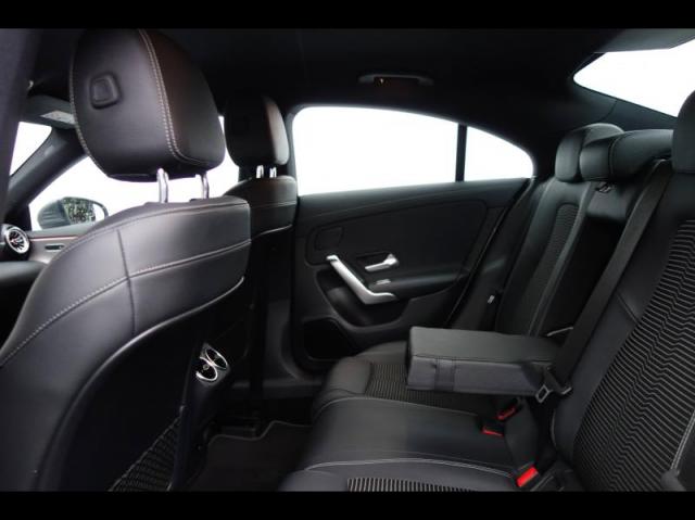 Mercedes Benz Cla image 8