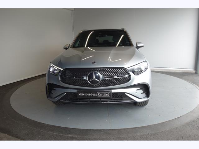 Mercedes Benz Glc image 9