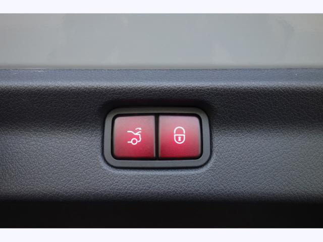 Mercedes Benz Eqe image 5