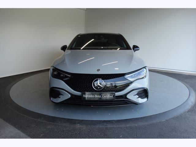 Mercedes Benz Eqe image 8