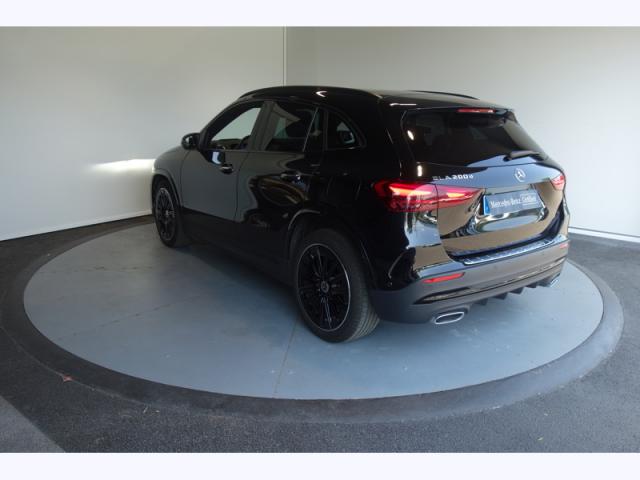 Mercedes Benz Gla image 1