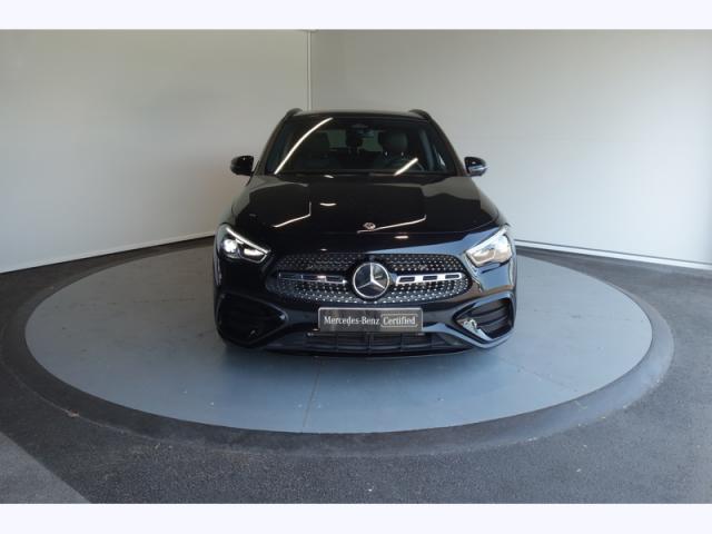 Mercedes Benz Gla image 8