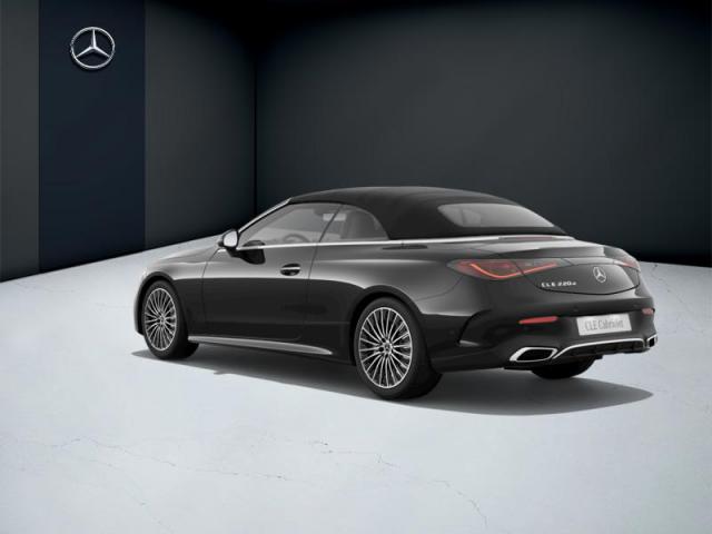 Mercedes Benz Cle image 1