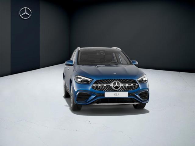 Mercedes Benz Gla image 1